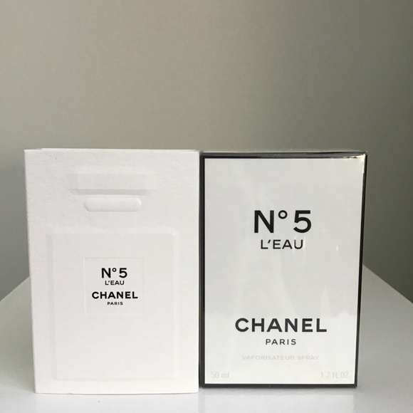 CHANEL N5 L’EAU + CHANEL white/black paper shopping bag - Picture 5 of 8